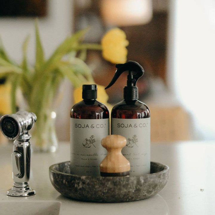All purpose cleaner bottle labeled Pear + Hinoki scent from SOJA&amp;CO.® in 475ml size, with a clean, minimalist design.